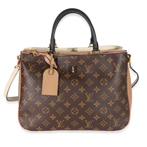 louis vuitton pouch peche australia|Louis Vuitton monogram pouch.